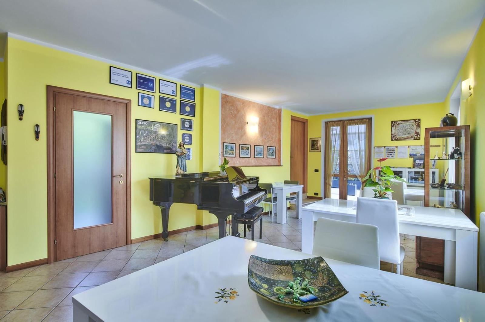 B&B-Foresteria Casa Della Musica Lake Como Манделло-дель-Ларіо Екстер'єр фото