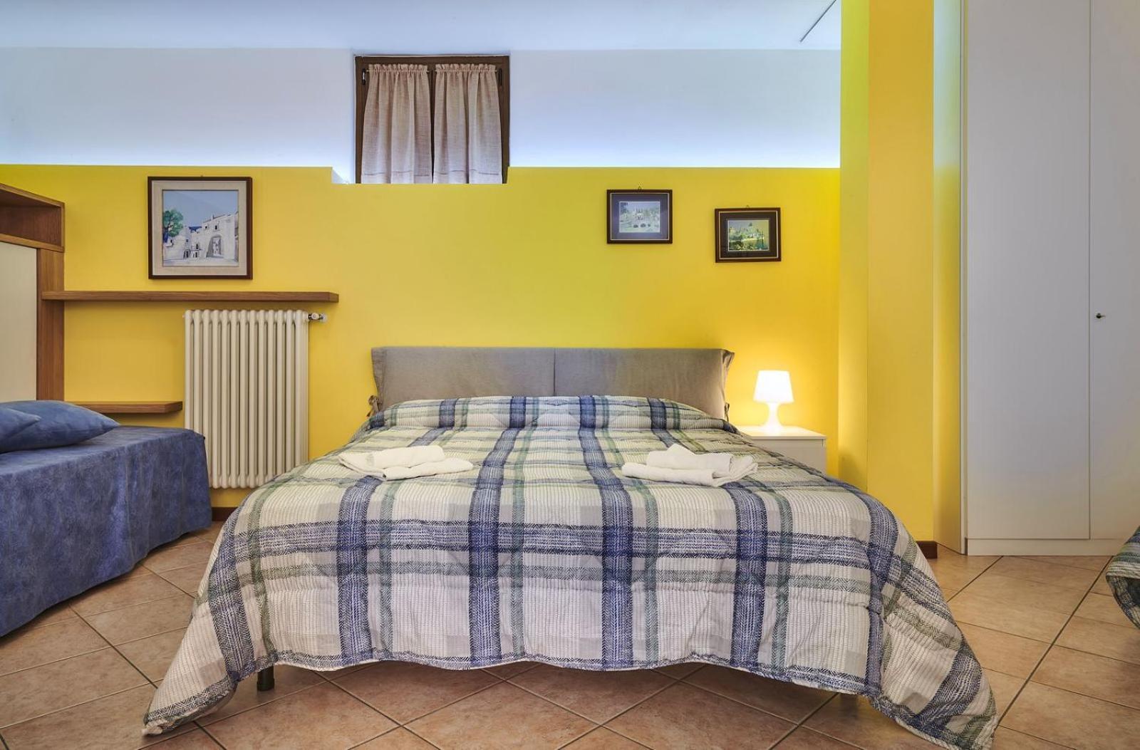 B&B-Foresteria Casa Della Musica Lake Como Манделло-дель-Ларіо Номер фото