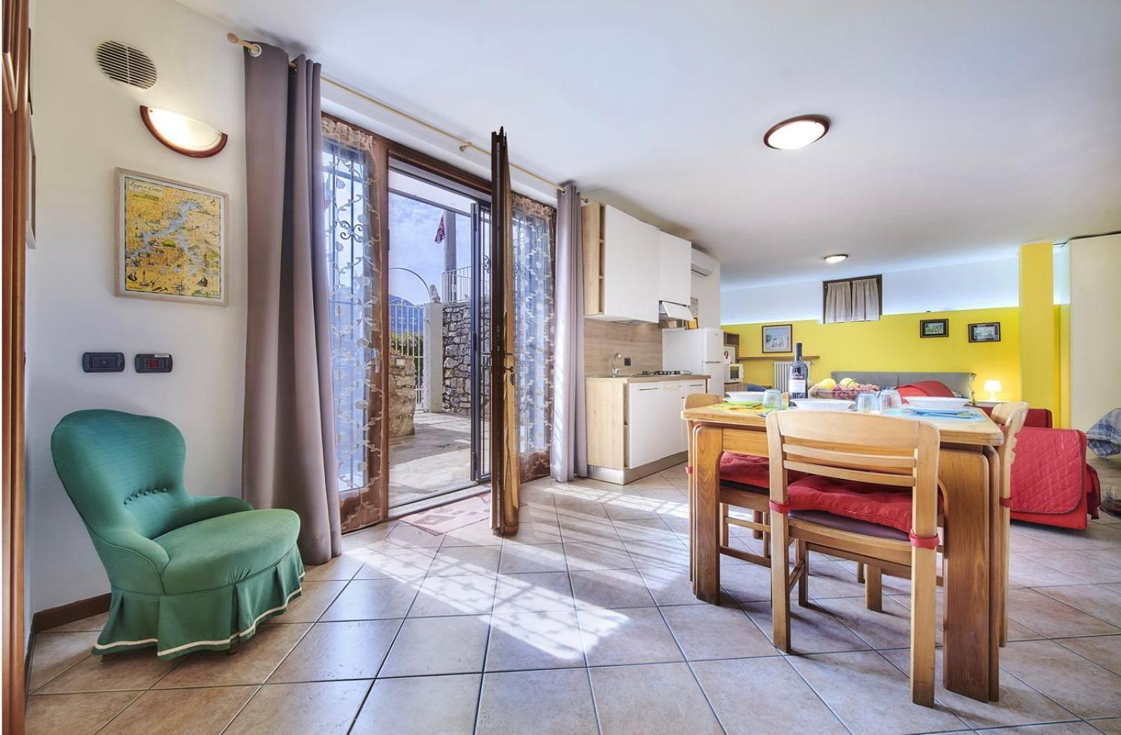 B&B-Foresteria Casa Della Musica Lake Como Манделло-дель-Ларіо Номер фото